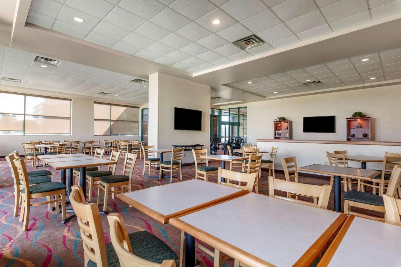 Clarion Suites At The Alliant Energy Center Madison Exteriör bild