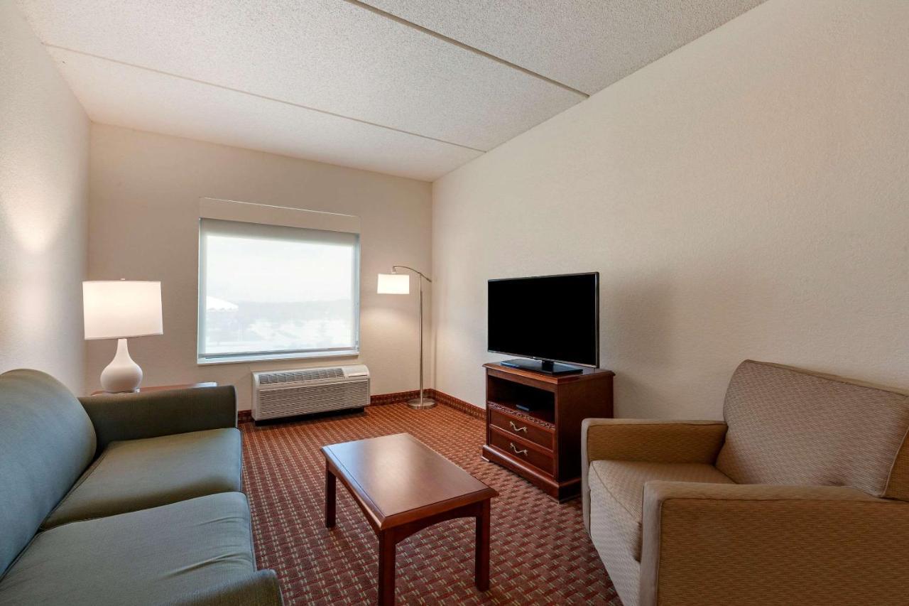 Clarion Suites At The Alliant Energy Center Madison Exteriör bild